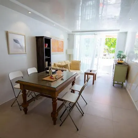 Апартаменты Chaparal Design Коста-дель-Силенцио